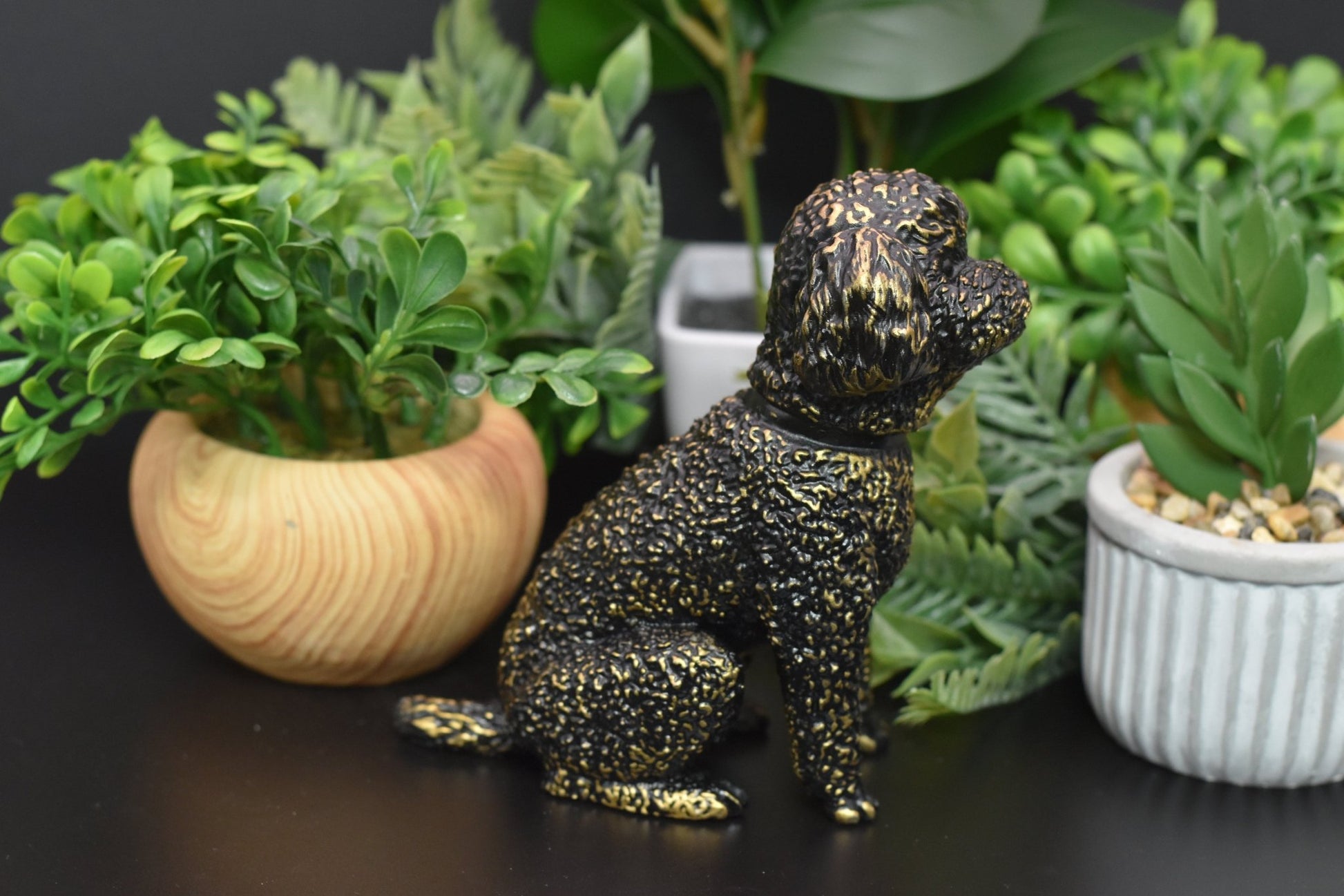 Poodle Sitting Statue - Furever Figures