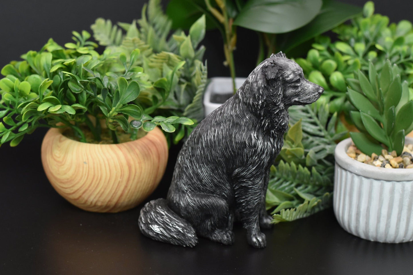 Retriever Sitting Statue - Furever Figures