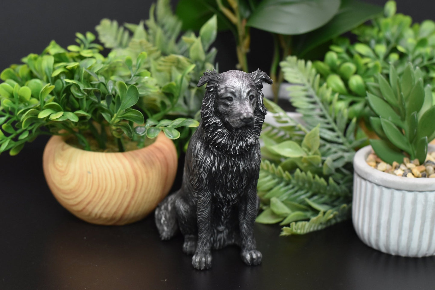 Retriever Sitting Statue - Furever Figures